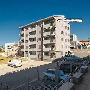 https://gallery-apartment.pula-hotels.org
